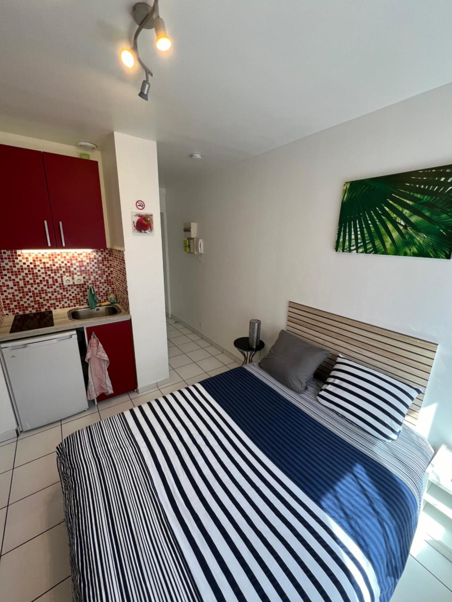 Beau Studio Centre Ville Et Proche Gare Bourges Ngoại thất bức ảnh